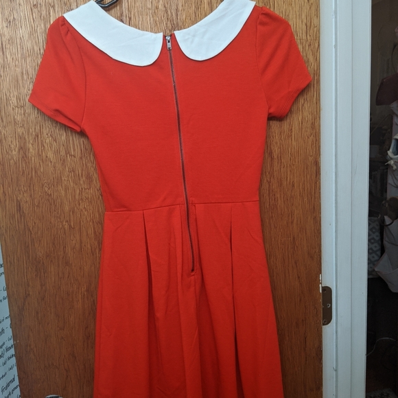 Cute Red Collared Dress - Picture 2 of 3